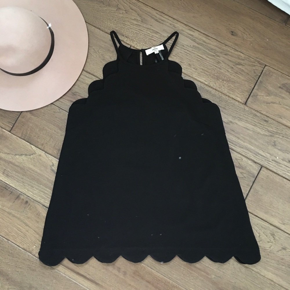Scalloped edge dressy camisole